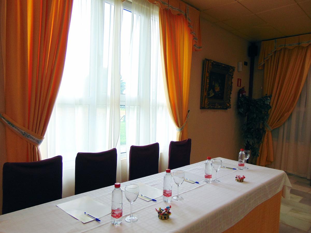 Hotel Restaurante La Rabida Палос де ла Фронтера Екстериор снимка